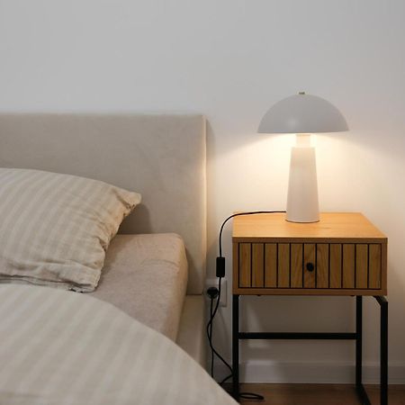 Kesselbauer Bratislava - Luxury Apartment With Free Parking Bagian luar foto