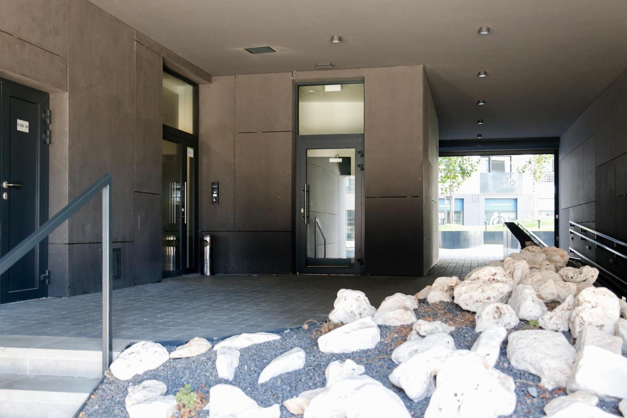 Kesselbauer Bratislava - Luxury Apartment With Free Parking Bagian luar foto